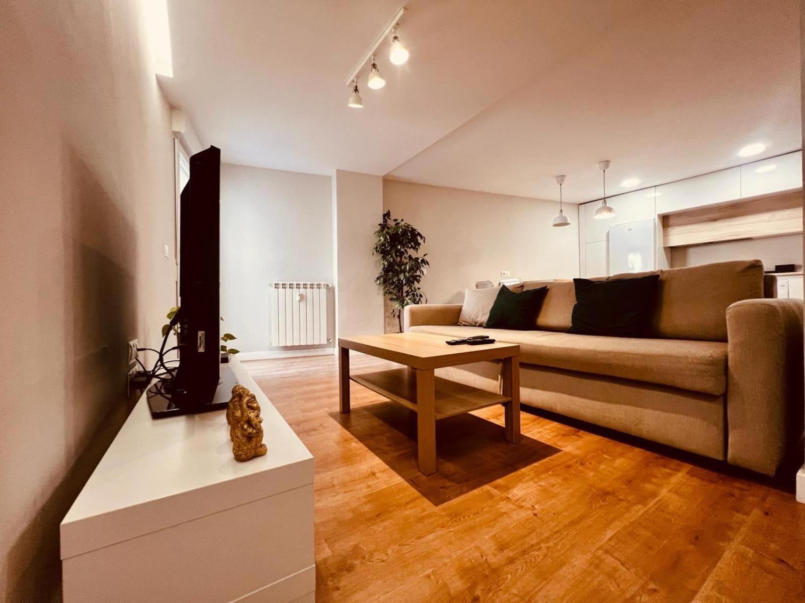 BurgoPiso Reformado,Centrico,Tranquilo Y Con Wifi Vut 09-398公寓 外观 照片